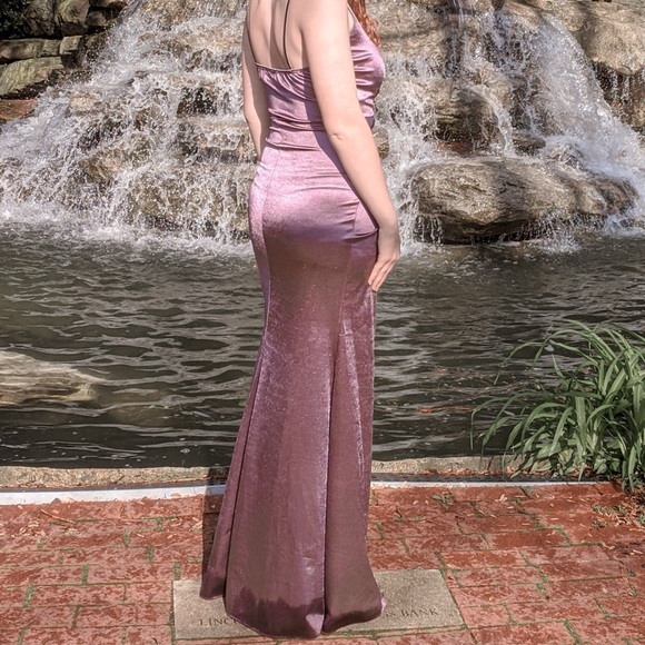 Purple Windsor Prom dress - Picture 2 of 3